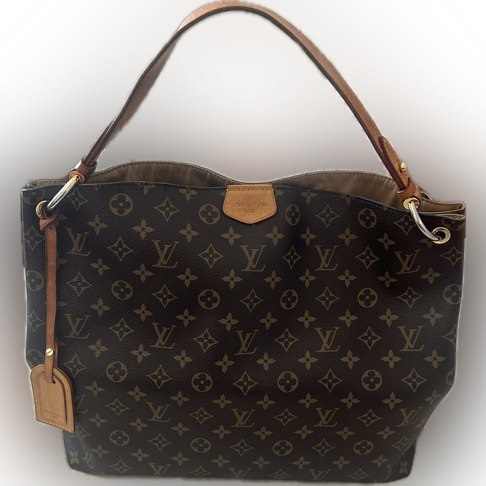 Louis Vuitton Graceful Monogram Beige MM
Authentic Hobo Canvas Leather Handbag